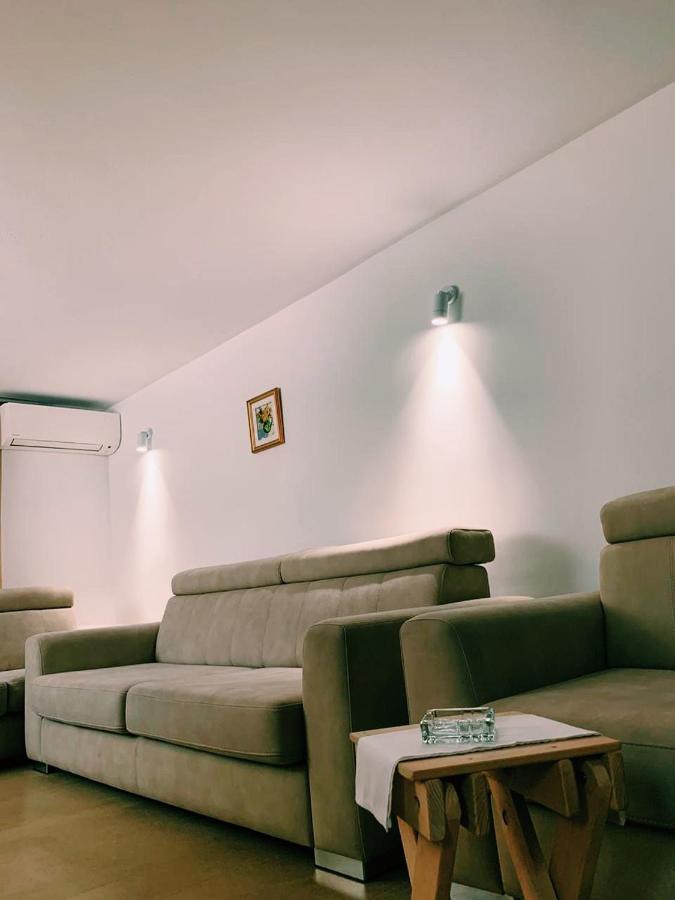Toti Apartments Tiranë Luaran gambar
