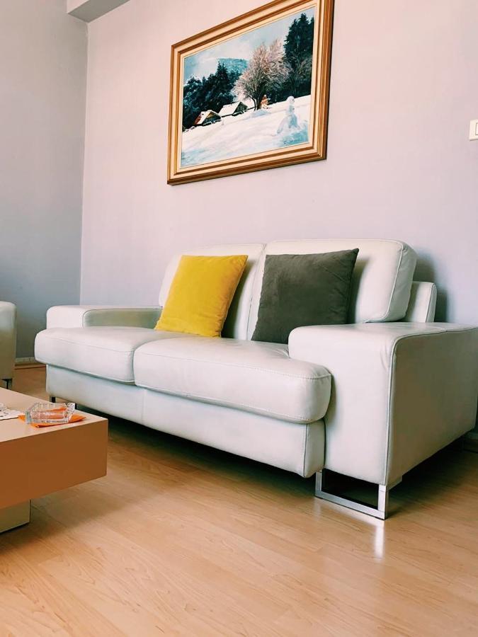Toti Apartments Tiranë Luaran gambar