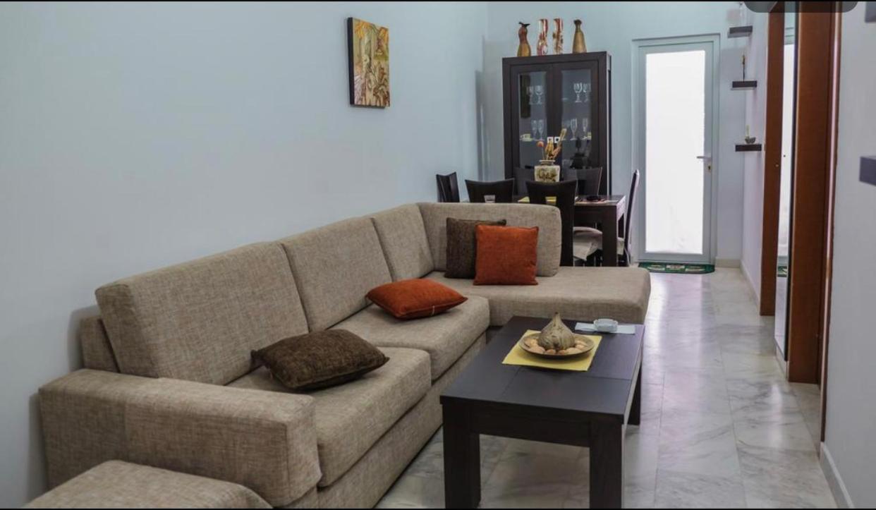 Toti Apartments Tiranë Luaran gambar